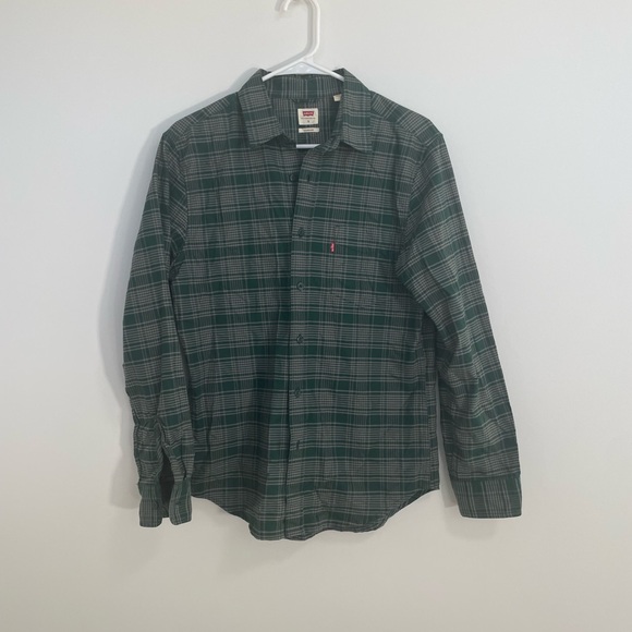 Levi's Vintage Style Men's Green Plaid Shirt Small - Picture 7 of 14